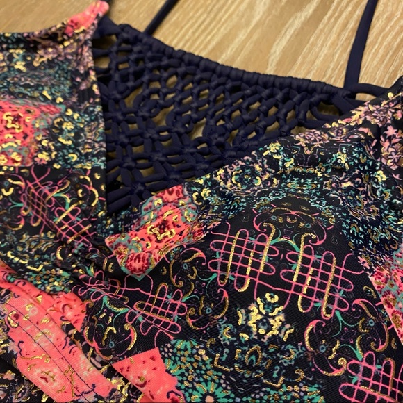 ISLAND SOUL Macrame High Navy Metallic Tankini Top - Picture 3 of 13